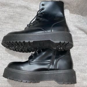 *BRAND NEW* Black Platform Faux Leather Lace-Up Combat Boots